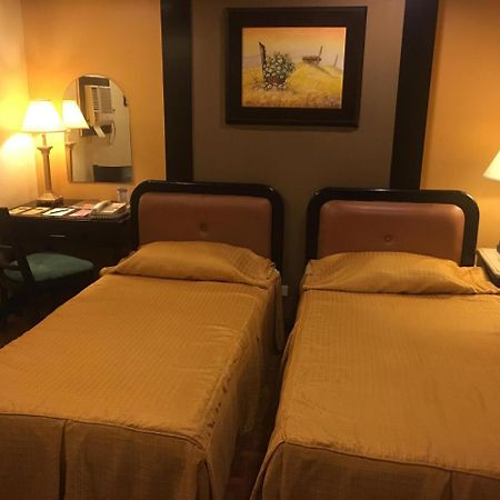 Lourdes Suites Makati City Bagian luar foto