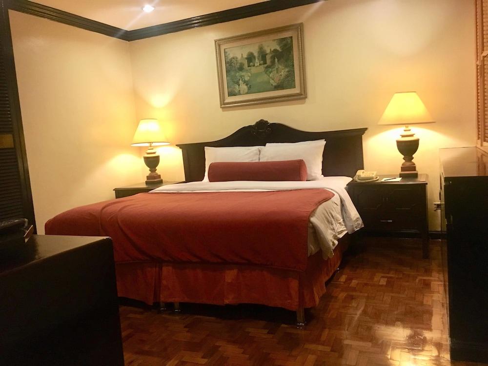 Lourdes Suites Makati City Bagian luar foto